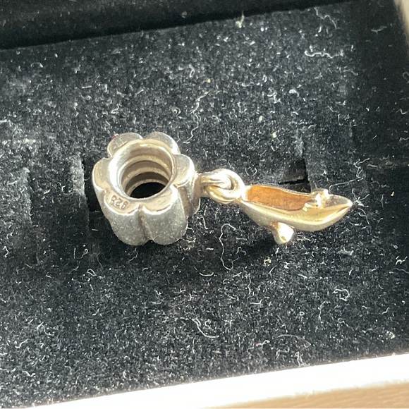 Pandora two tone dangling shoe charm - Picture 6 of 7